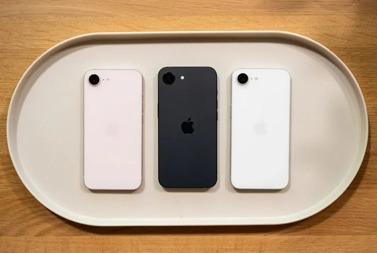 iPhone 17e 通路空機價驚見2萬出頭。傑昇通信提供