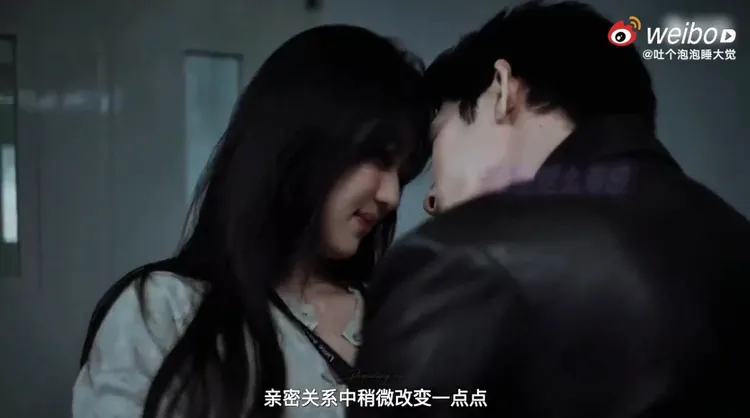 孫千介意男性凝視視角。翻攝自微博