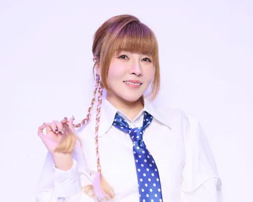 台語女星圓夢當唱跳歌手！苦練多年首秀竟跳到「血跡斑斑」