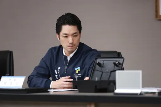 蔣萬安搞不定鼠患！大巨蛋球賽被迫暫停捕鼠　沈伯洋嘆：沒解決還製造新問題