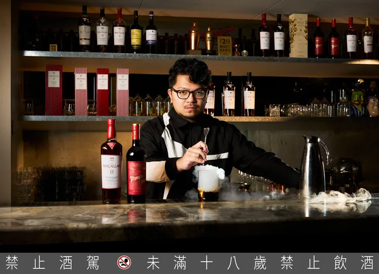 To Infinity & Beyond調酒師Mars以冬瓜茶與咖啡記憶入杯。業者提供