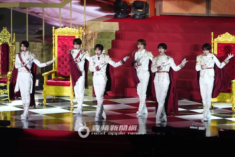 NCT WISH由SION（左起）、YUSHI、RYO、SAKUYA、JAEHEE、RIKU舉手投足都電暈台下粉絲。攝影中心攝