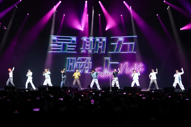 Energy邀鼓鼓、U:NUS大跳16蹲。相信音樂提供