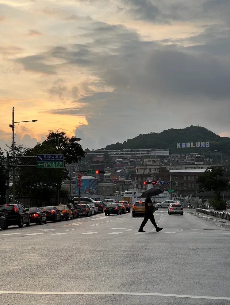 童子瑋認為，基隆不可能去跟台北比百貨公司有多大，但可以擁有台北沒有的特色。葉先鵬攝