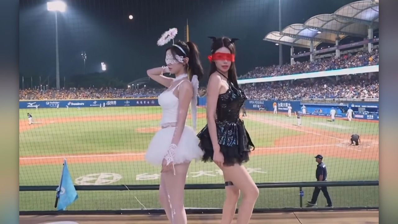 富邦悍將李珠珢、李雅英純慾天使裝蕾絲眼罩、大腿襪套開場 網反應兩極:第一眼情趣內衣