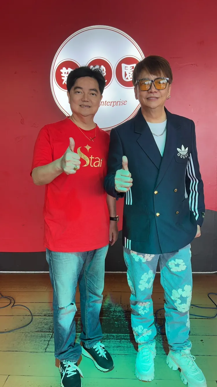 林宏銘(左)與袁小迪是結拜兄弟。本人提供