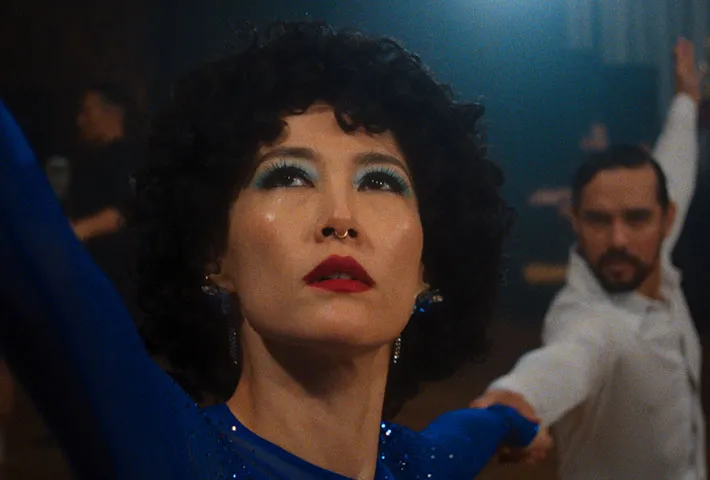 日本演技派女星菊地凜子化身喪偶後自我封閉的國標舞者。金馬執委會提供