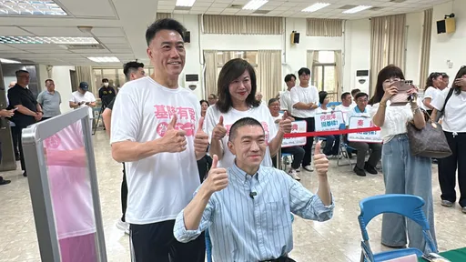 基隆市長選戰升溫！謝國樑今搶先登記拼連任