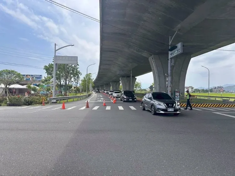4天連續假期即將到來，預期湧現返鄉、出遊車潮。翻攝畫面