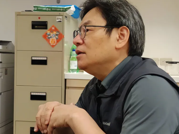 國發會主委葉俊顯表示國發會著手建立新的短期經濟衝擊分析工具，規劃導入「G-Cubed」模型。許麗珍攝