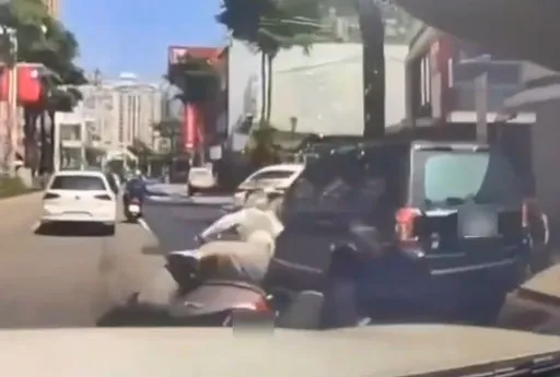 驚險！女騎士切車道撞前車倒地差點遭後車輾過　身體多處擦傷送醫