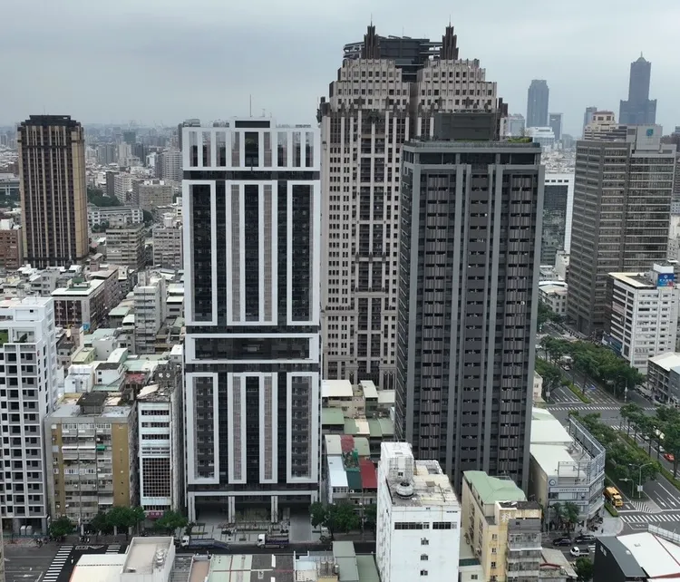 泰嘉開發大樓案「一央清」，建案地上29樓社區零店面純住宅，3字頭中末卡位文化中心生活圈，具備實質讓利。葉家銘攝