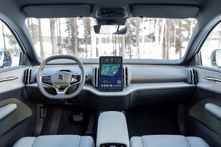 Volvo近年新世代車款大量採用數位化座艙，許多車輛功能集中於中央觸控螢幕操作。原廠照片