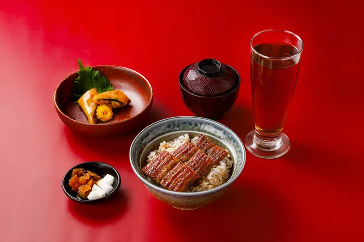 加入うなぎ四代目菊かわ 會員，可獲鰻丼套餐半價券(原價960元 ，10%服務費另計)。業者提供