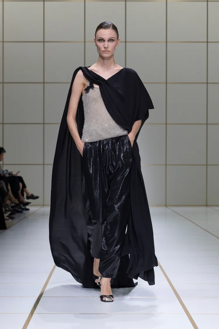 Giorgio Armani 2027春夏大秀。品牌提供
