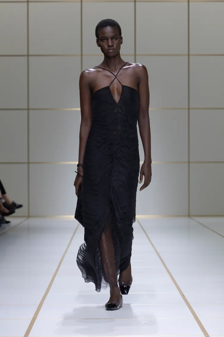 Giorgio Armani 2027春夏大秀。品牌提供