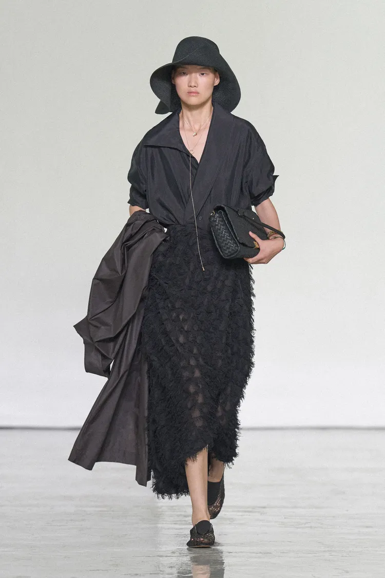 Bottega Veneta 2027 春夏系列。品牌提供