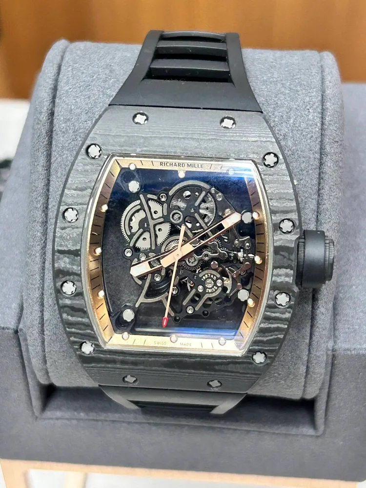 這支仿冒的Richard Mille RM 055，市場真品二手價達900萬至1150萬元。民眾提供