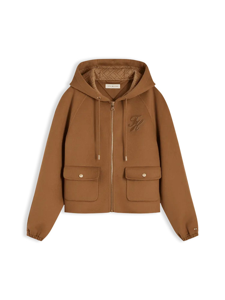 TOMMY HILFIGER女裝連帽羊毛外套，1萬3800元。品牌提供