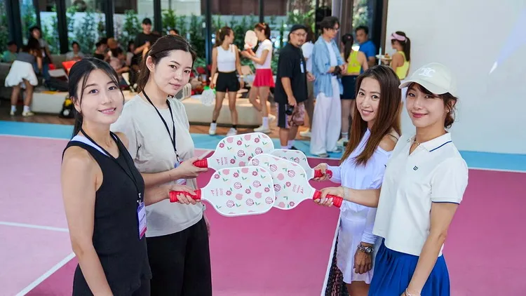 活動現場Ahhh Pickleball Social Hub讓人在輕鬆的運動氛圍中揮拍、流汗、交流。業者提供