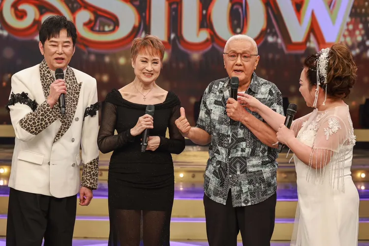 陽帆（左起）、尤雅、林煌坤、白冰冰話當年。民視提供