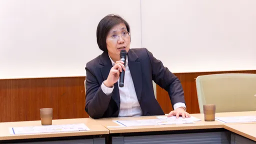 徐欣瑩喊「整合藍白到最後一刻」　千人洗板：妳沒資格講
