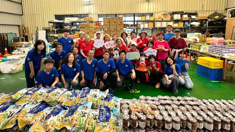 今年福特六和再次走進桃園家扶中心，參與「領扶活動」進行弱勢家庭生活物資發放。業者提供