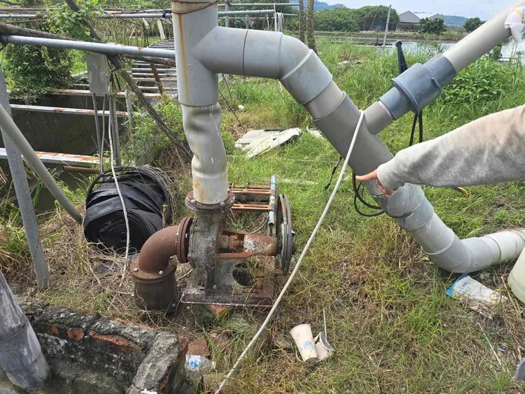 蔡嫌竊取抽水馬達、水車葉片及農地電線等財物。翻攝畫面