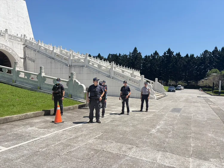 警方對周邊進行維安。翻攝畫面