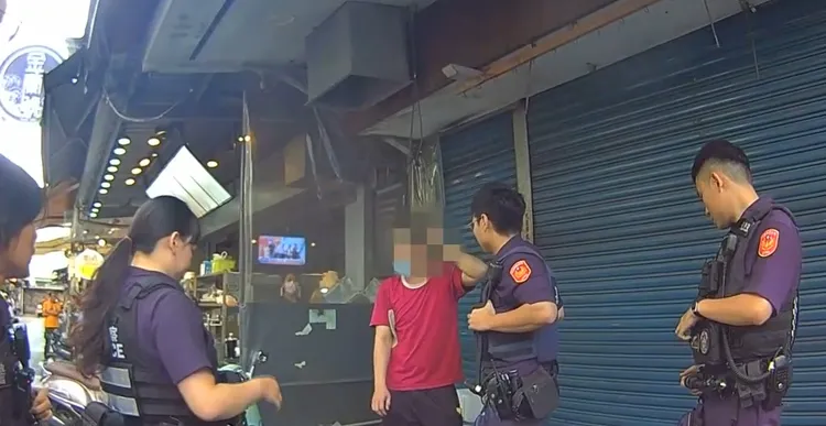 警方逮捕盧嫌送辦。警方提供