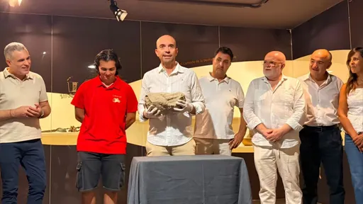 2400年前人頭雕像竟被拿來砌牆　考古隊找到古墓群線索