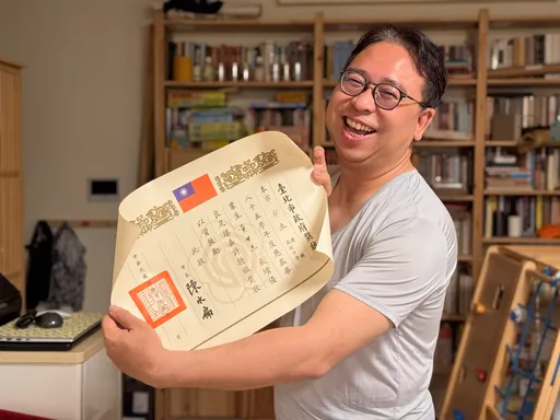 黃世杰完蛋了！登記參選「竟忘最重要1事」　她笑：請救救他