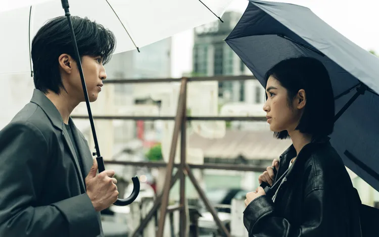 婁峻碩（左）和雷嘉汭感情虛實引猜測。Netflix提供