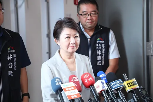 蔣萬安兒交換生風波　盧秀燕：放過孩子吧！