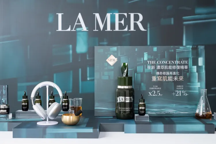 海洋拉娜濃萃肌能修復精華，30ml／1萬5500元、50ml／2萬1500元。品牌提供 