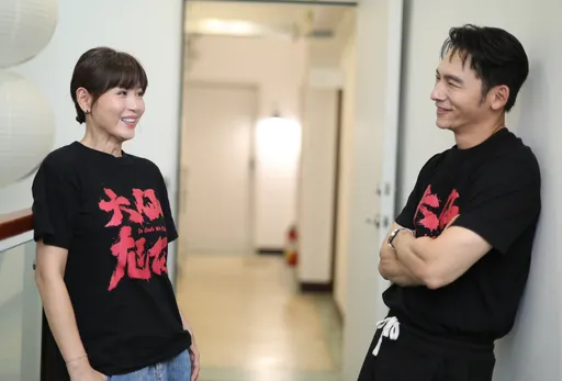 專訪｜鄭仲茵當街遭罵「XX」嚇壞　温昇豪替「瑞凡」喊冤：他不是渣男