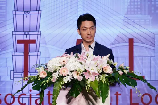 蔣萬安證實「長子美國籍」　與妻在美工作生下他