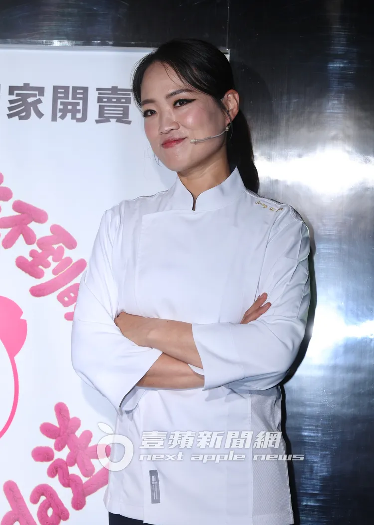 鄭智善來台開店不迎合客人的口味，以自己的口味為主。莊宗達攝