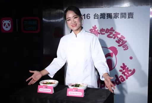 《黑白大廚》鄭智善插旗中山區！化身外送員「騎貢丸」曝解酒祕方