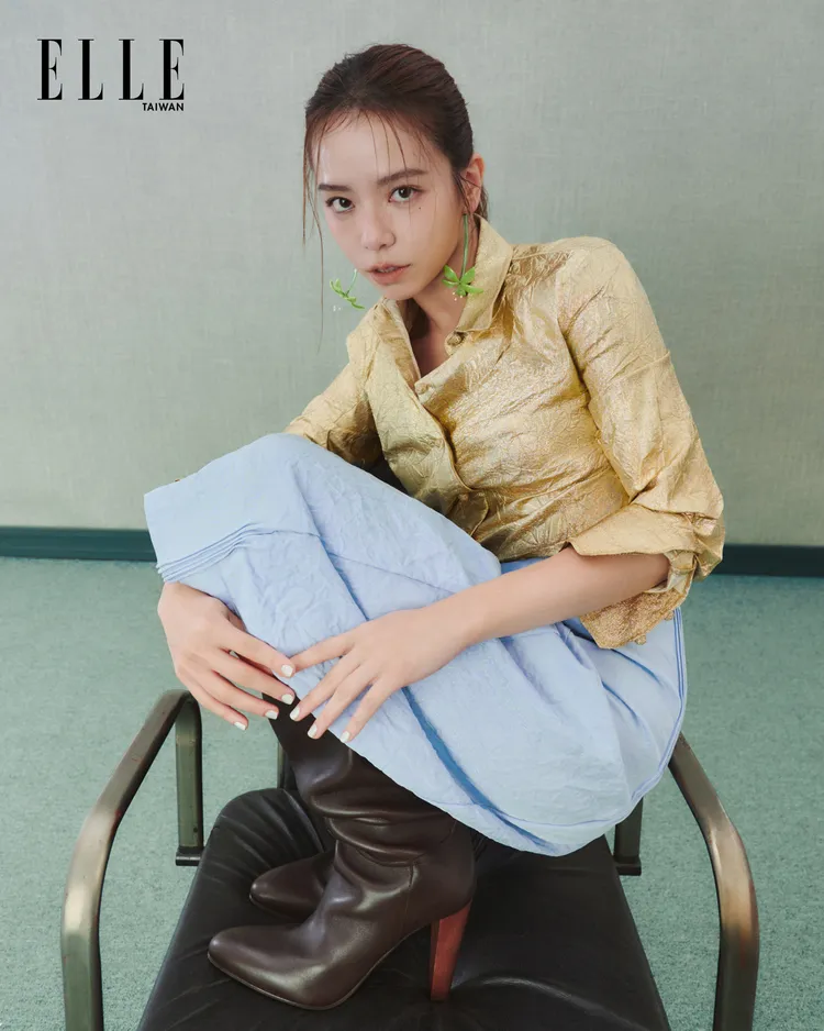 宋芸樺拍攝《ELLE》封面。《ELLE》國際中文版提供