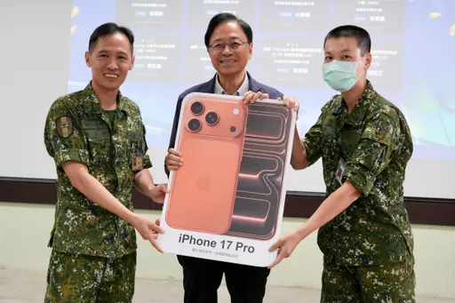 桃園寵國軍！中秋勞軍首度結合購物節　電動機車、iPhone送進營區
