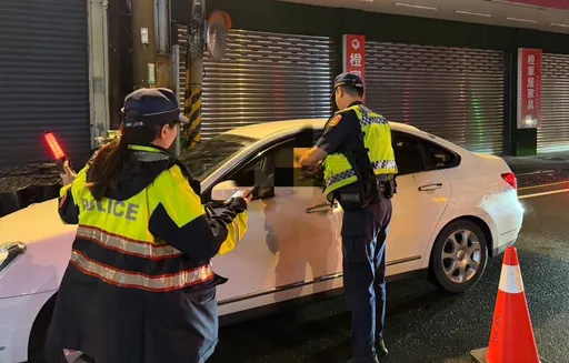 毒駕重罰！拒測首罰27萬再沒收車輛　重考駕照須上課戒癮