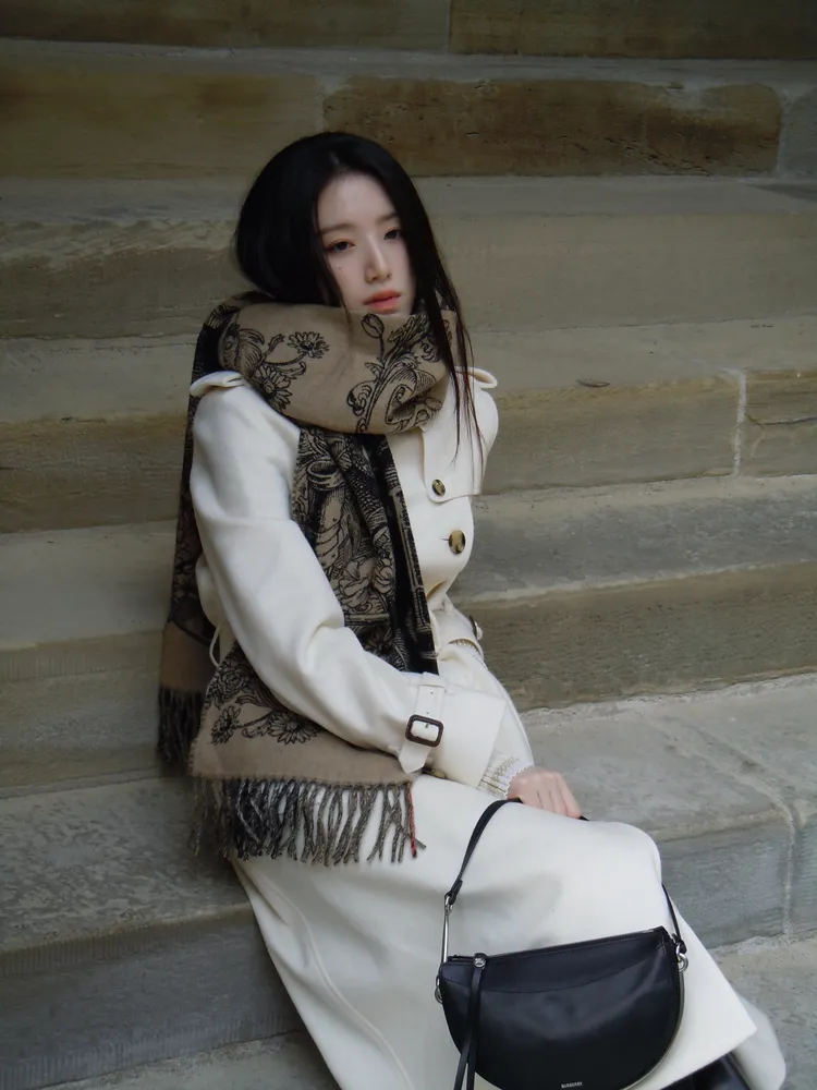 舒華相當適合BURBERRY英倫風。品牌提供