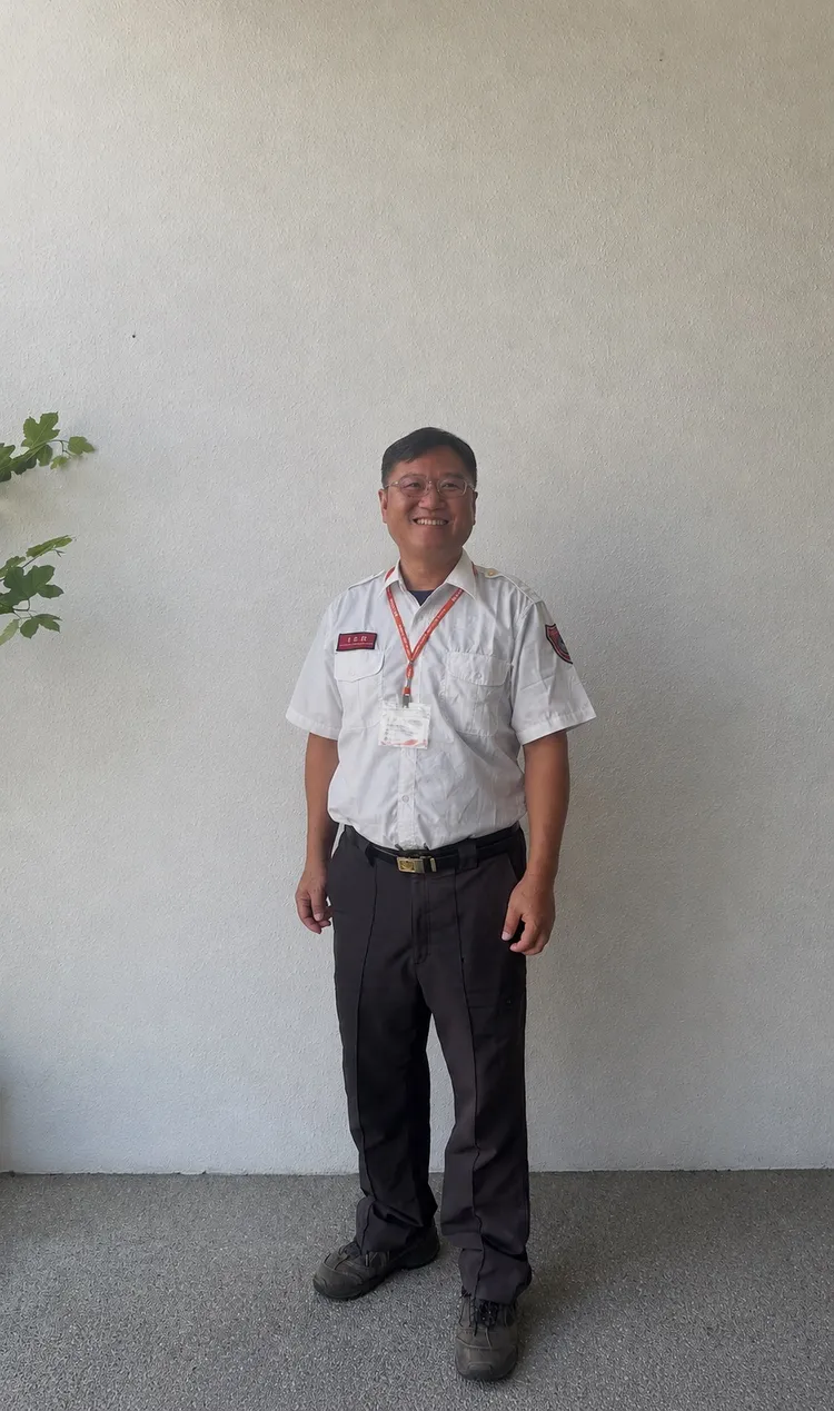 伍姓隊員服務多年，原本預計明年申請退休，沒想到卻在這次救援行動中意外殉職。翻攝畫面