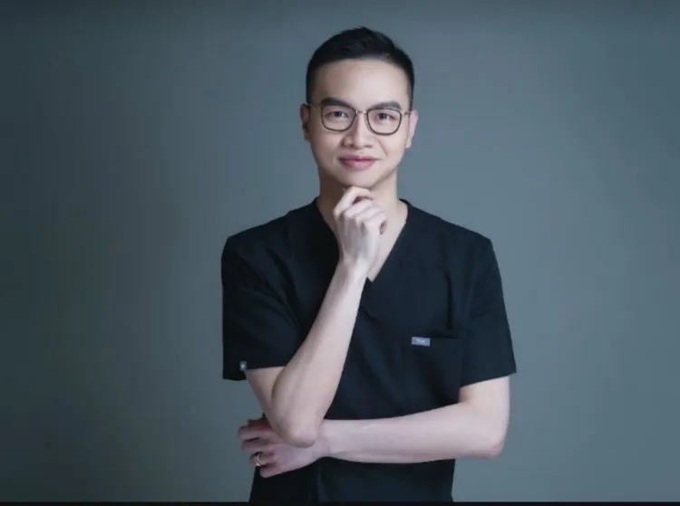 許庭嘉醫師分享「肌膚彈性」也是影響臉部老化狀態的重要因素。許庭嘉提供

