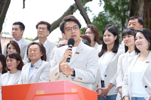 兒虐案頻傳還兼任富邦金控董事　沈伯洋批姚淑文：沒有好好解決問題