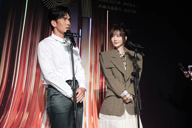 楊一展（左）、曾莞婷揭曉戲劇類入圍名單。彭欣偉攝