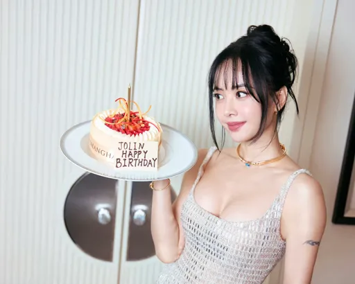 蔡依林46歲生日假期現蹤土耳其　微秀雪乳超火辣