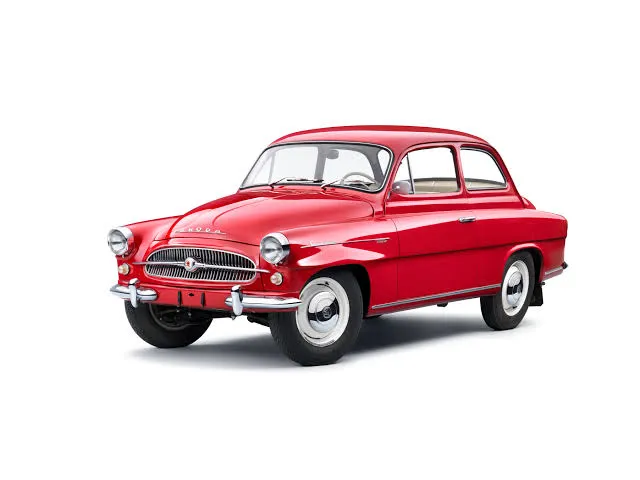 1959年Škoda首度推出以Octavia命名的車款，名稱源自拉丁文「第八」，象徵品牌戰後發展歷程中的第八款車型，Octavia與Octavia Combi後續至1971年間累計生產逾28萬輛。原廠照片