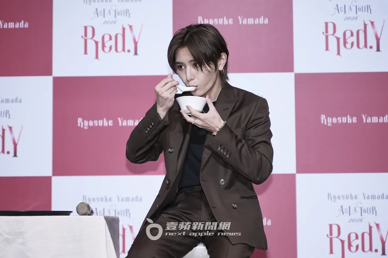 山田涼介早餐品嘗鹹豆漿讚「好ㄘ」！悠遊卡講成「醬醬卡」害羞道歉